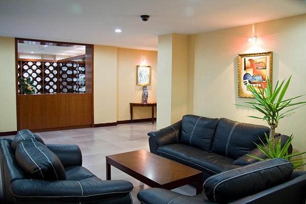 Golden Coast Hotel Баку Интерьер фото