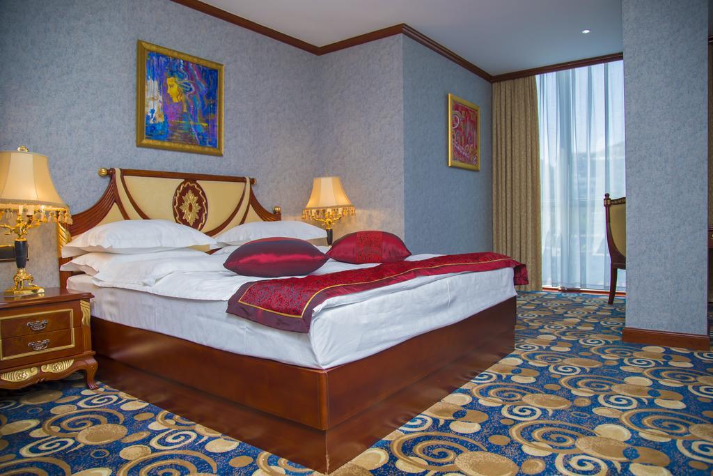 Golden Coast Hotel Баку Экстерьер фото